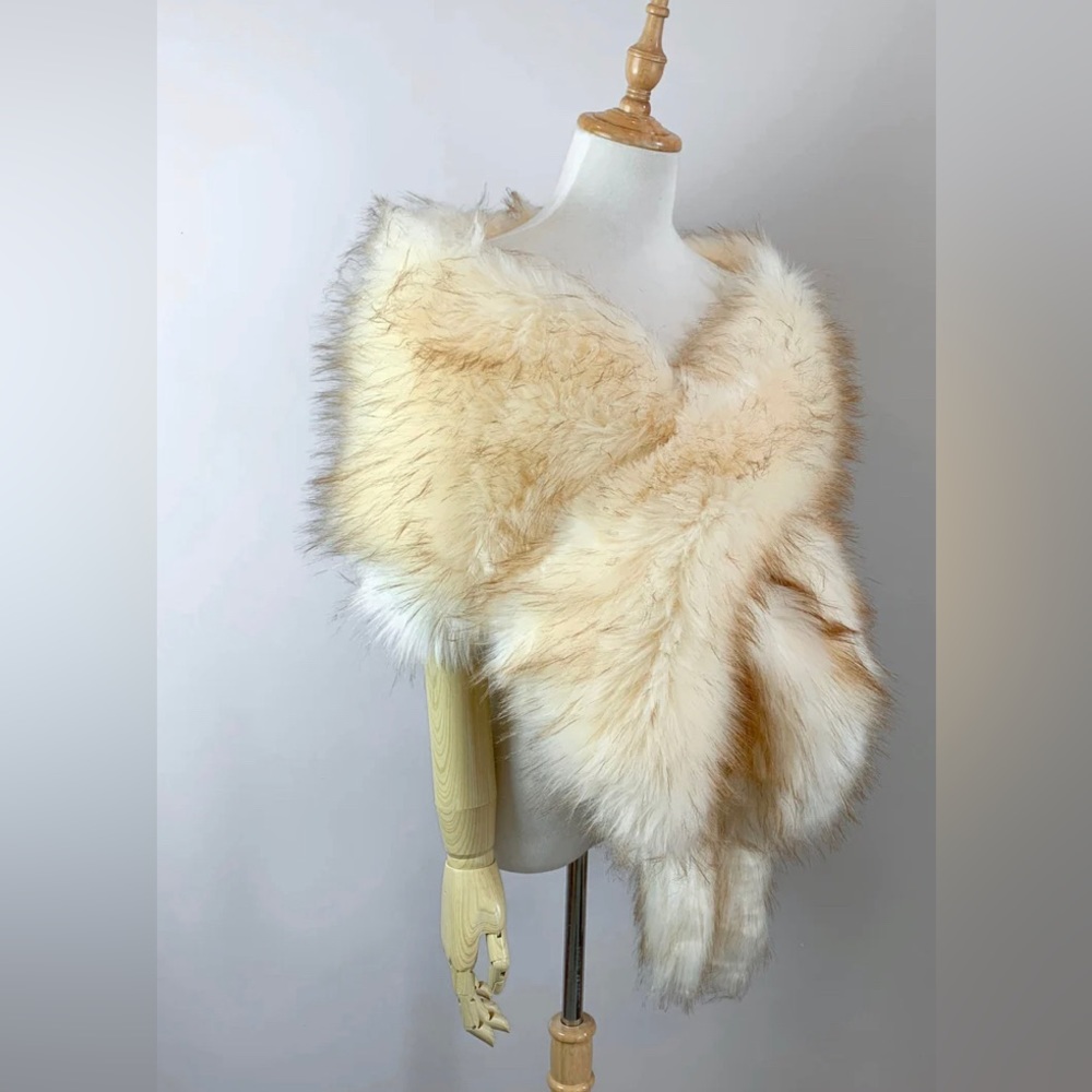 Sissily Designs Champagne Fur Shawl